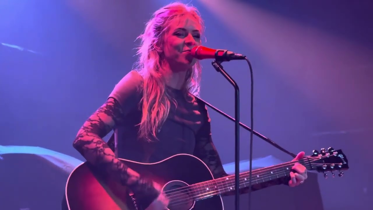 Taylor Acorn - Birds Still Sing - New Century Hall - Manchester 2024
