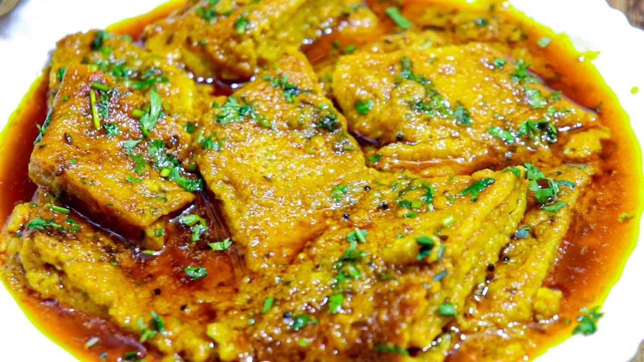 Bilkul Machli Ke Taste Wala Salan | Delicious Besan ke Alte Palte UP Famous Recipe🤗Yasmin Huma Khan