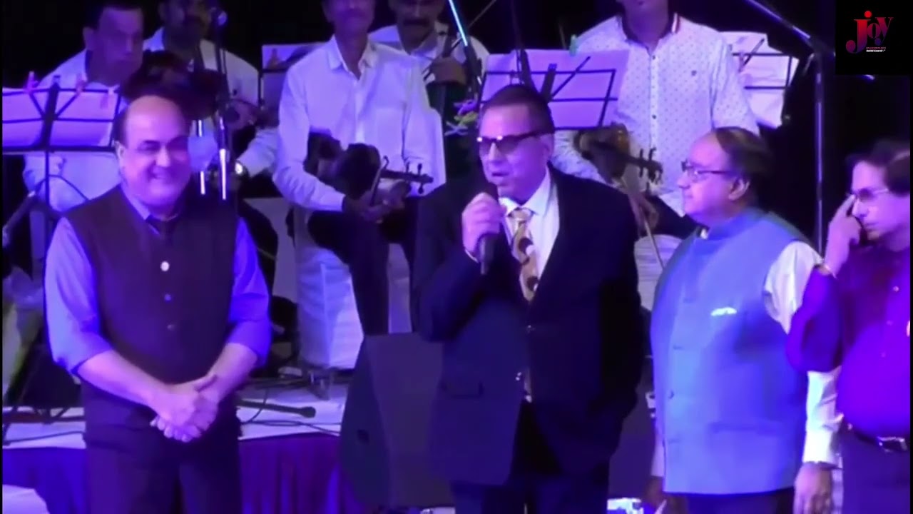 Superstar Dharmendra and sudher karpoor ji party is Mohammed coming 