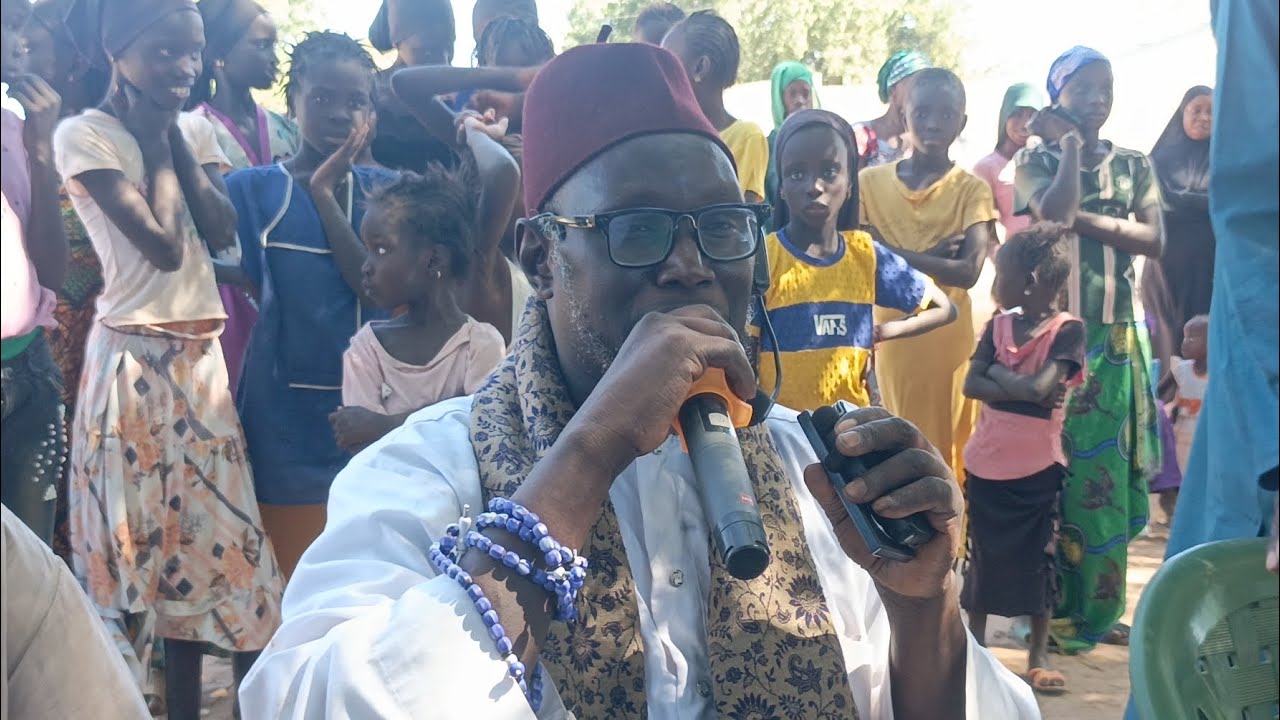 Yop fm À koukoto Simong vendredi le 26 décembre 2025.A la présence de chef de willage. Koucoto Info