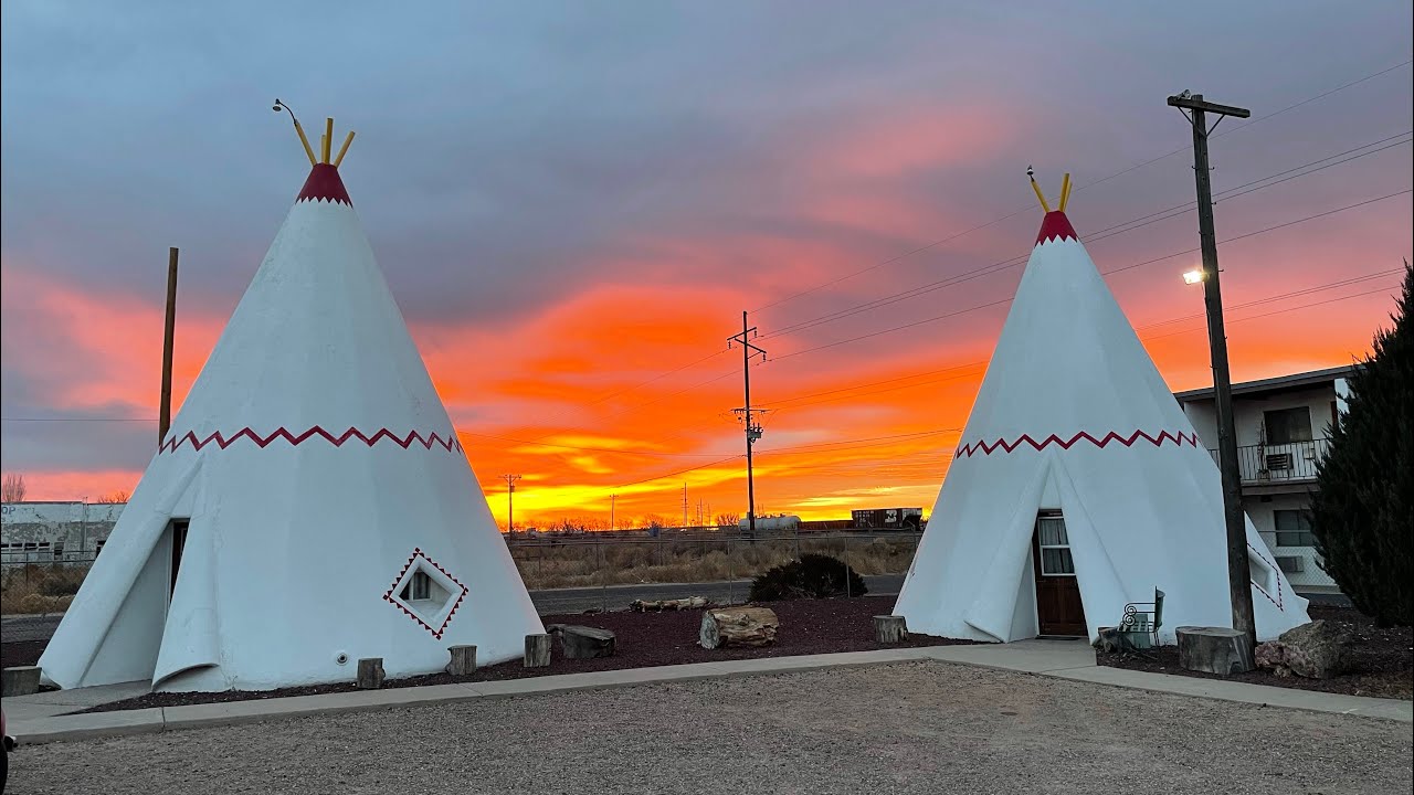 Wigwam Village Motel - Stay in a TeePee!