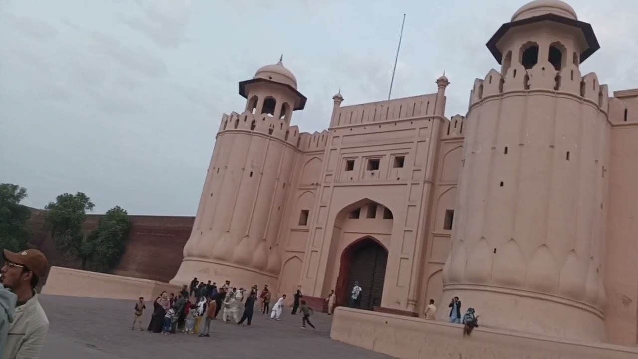 Maghrib Azan February 2026 at badshahi mosque lahore 