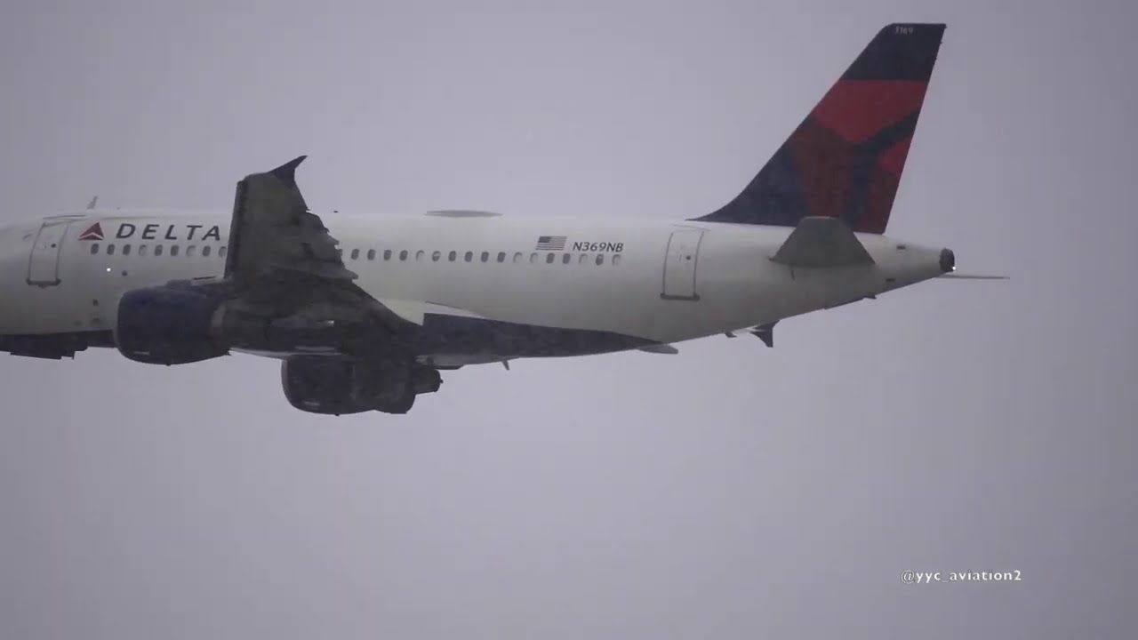Delta A319 taking off out of Calgary Airport!