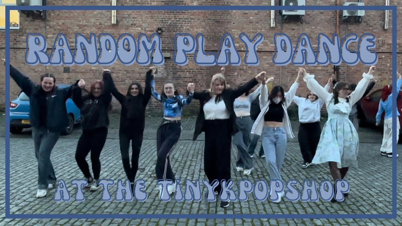 RANDOM PLAY DANCE AT THE TINY K-POP SHOP