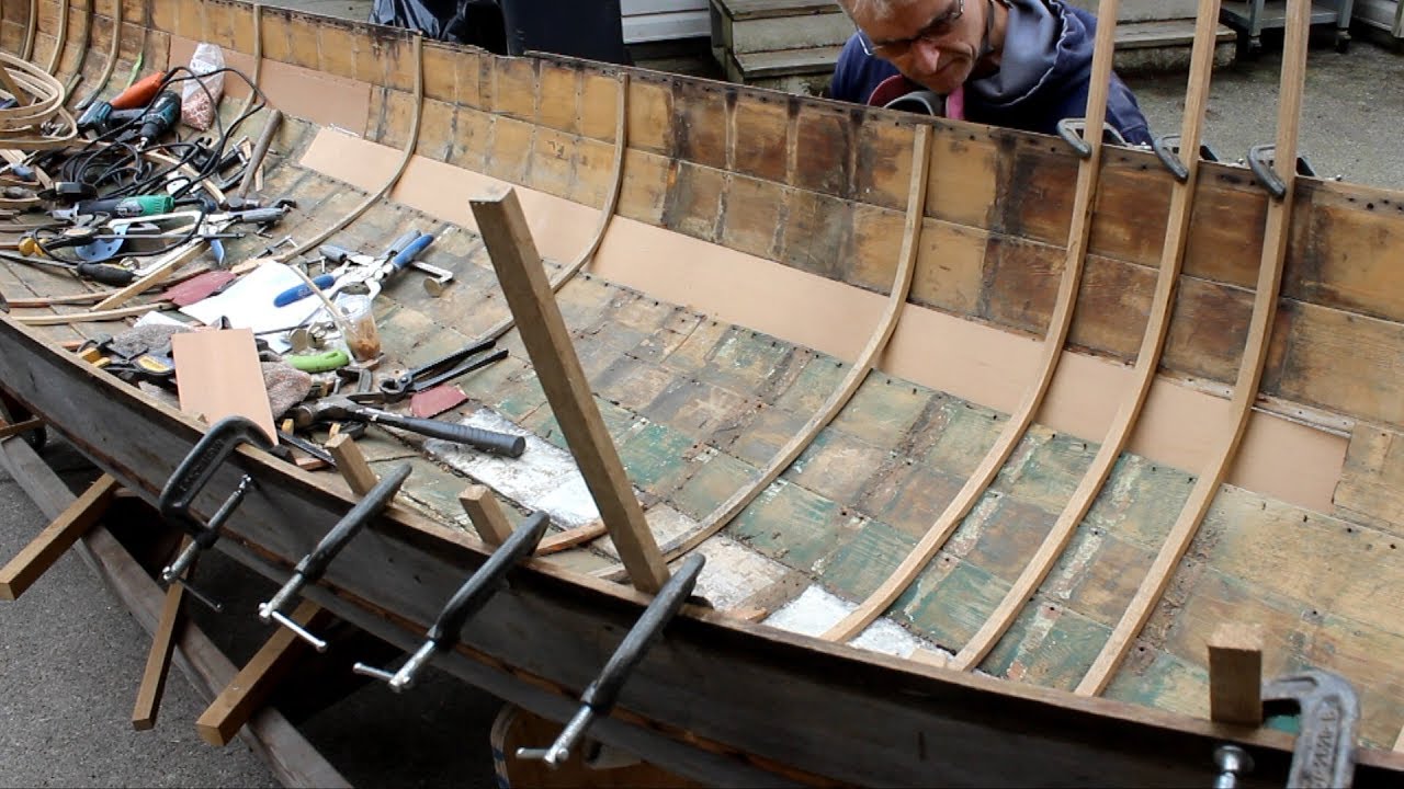 Replacing a plank on a lapstrake boat