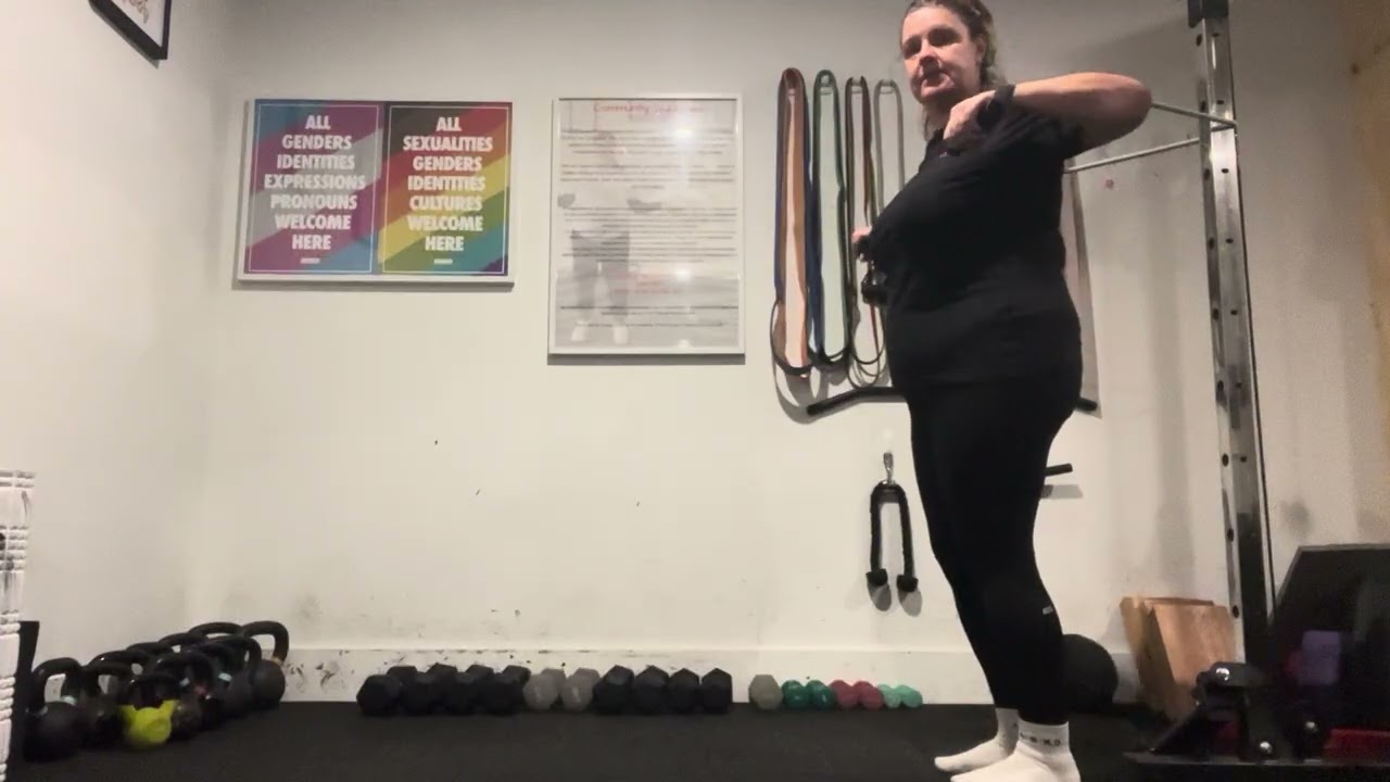 Alternating Chest Press