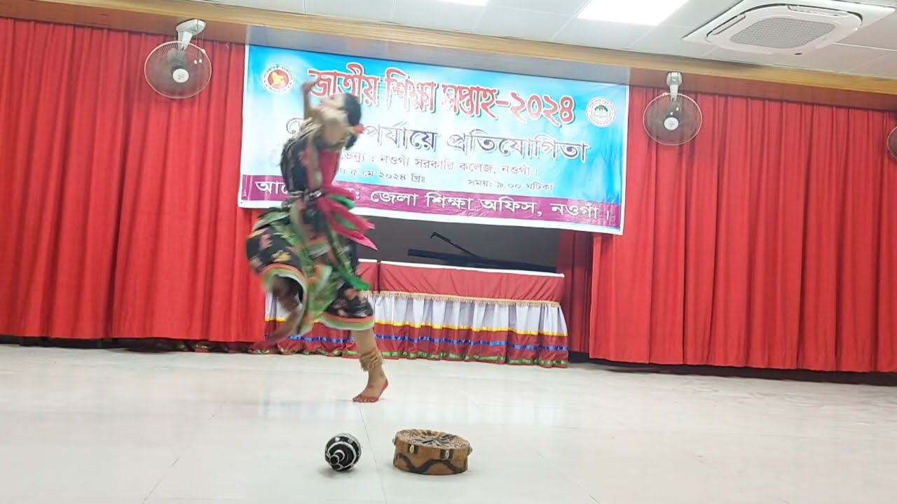 Paharia Saper Khela 💃 | পাহাড়িয়া সাপের খেলা গানে লাবিবা আলম রায়তার নৃত্য”