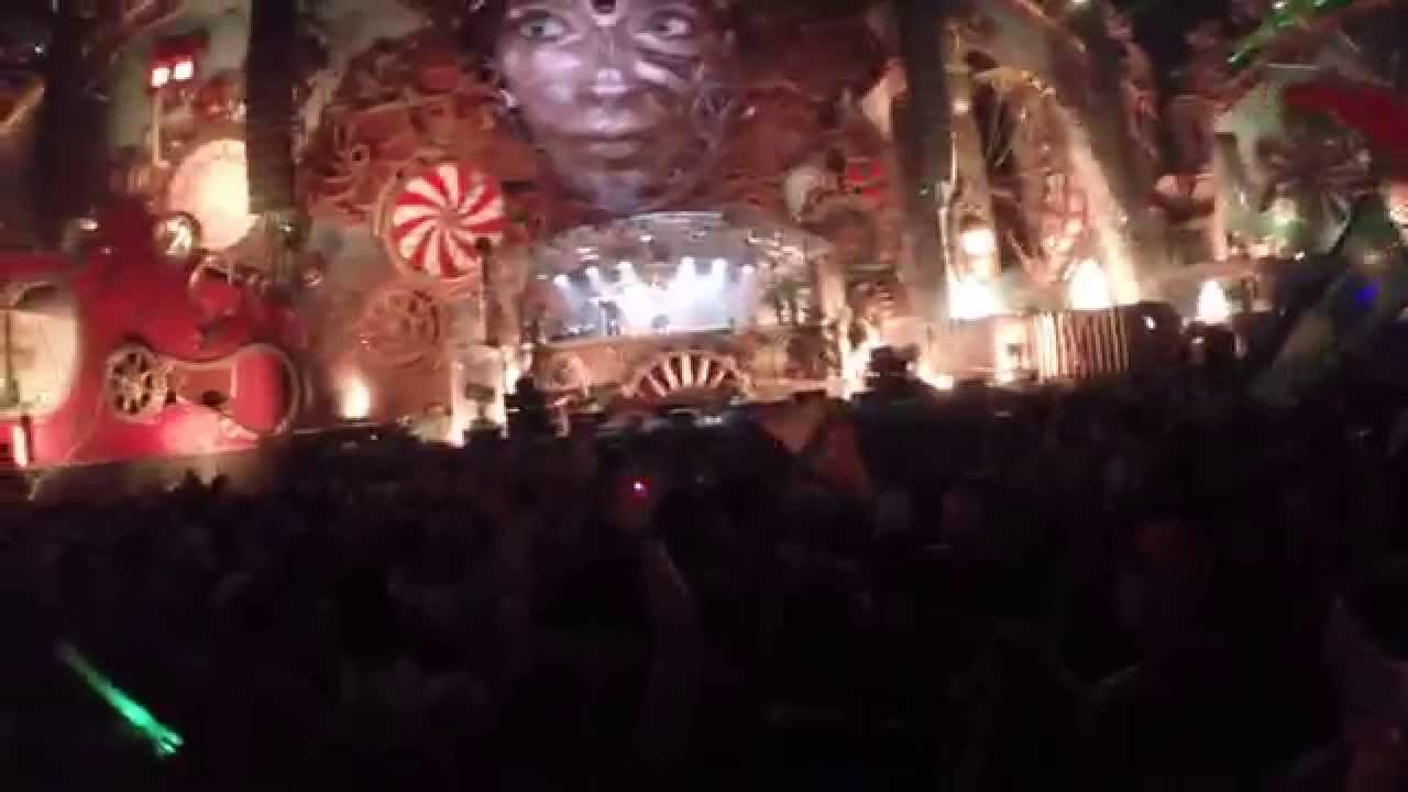 Knife Party at Tomorrowland 2014 (Week 2)