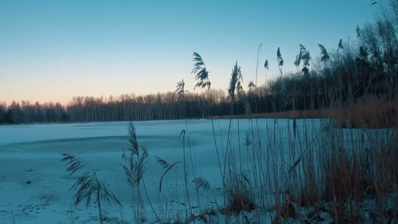 UPADOWY  - Nad Ziemią 