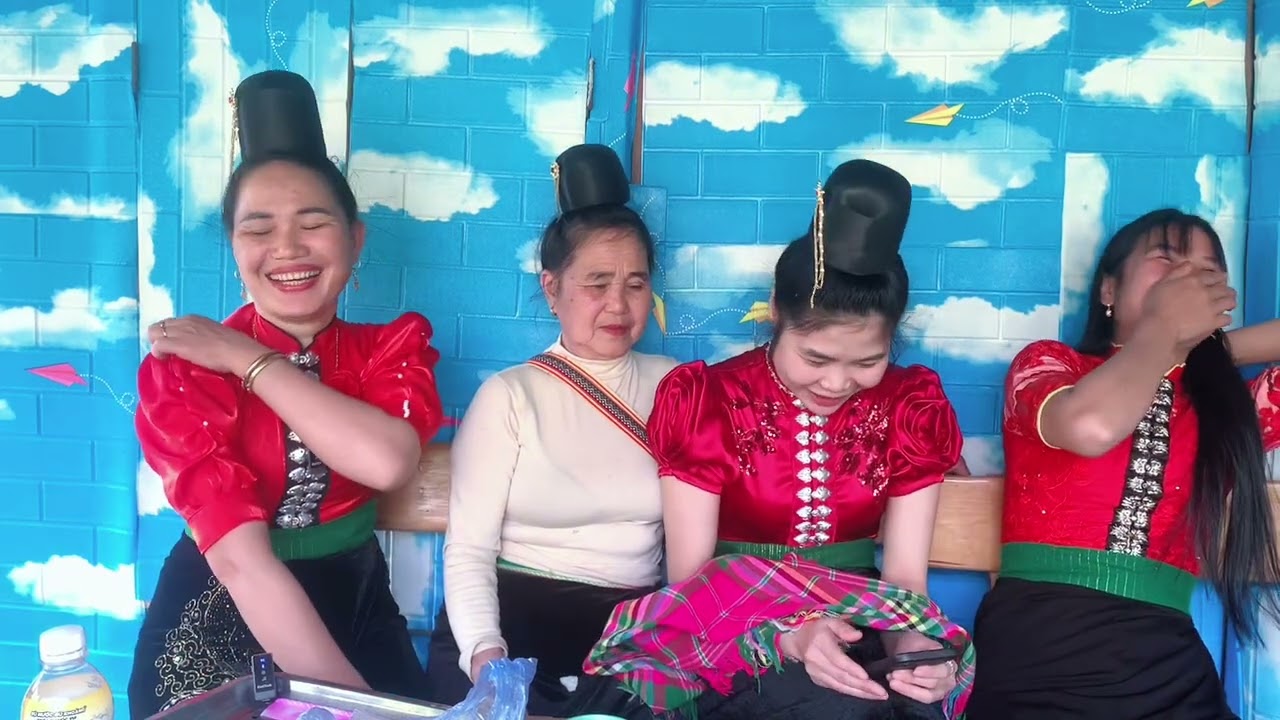 CHÀO CẢ NHÀ ĐÓN XEM 4 MẸ CON QUÀNG HIỂNG RẤT TUYỆT VỜI 👉🏻♥️