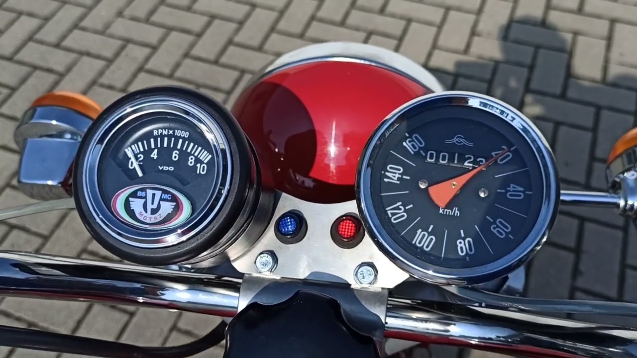 Pannonia P20 Export / 2 Stroke - 2 Cylinder 250ccm Engine - YOM 1973  Made in Hungary