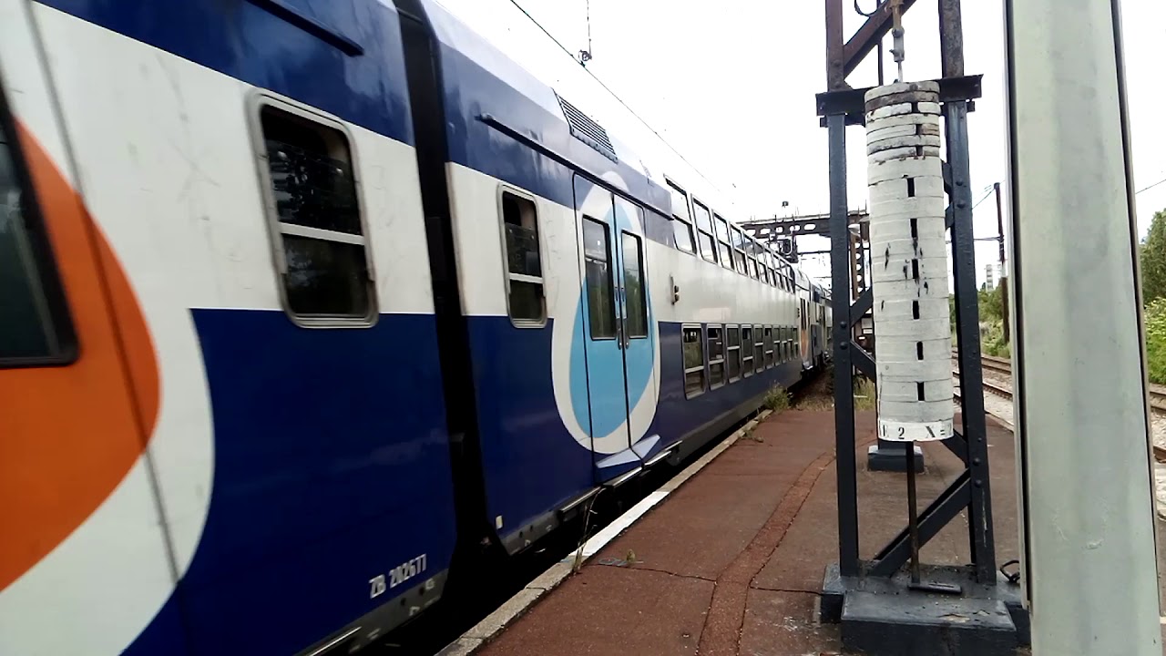 Claquement au Vert de Maisons RER D passage d'un Z20500