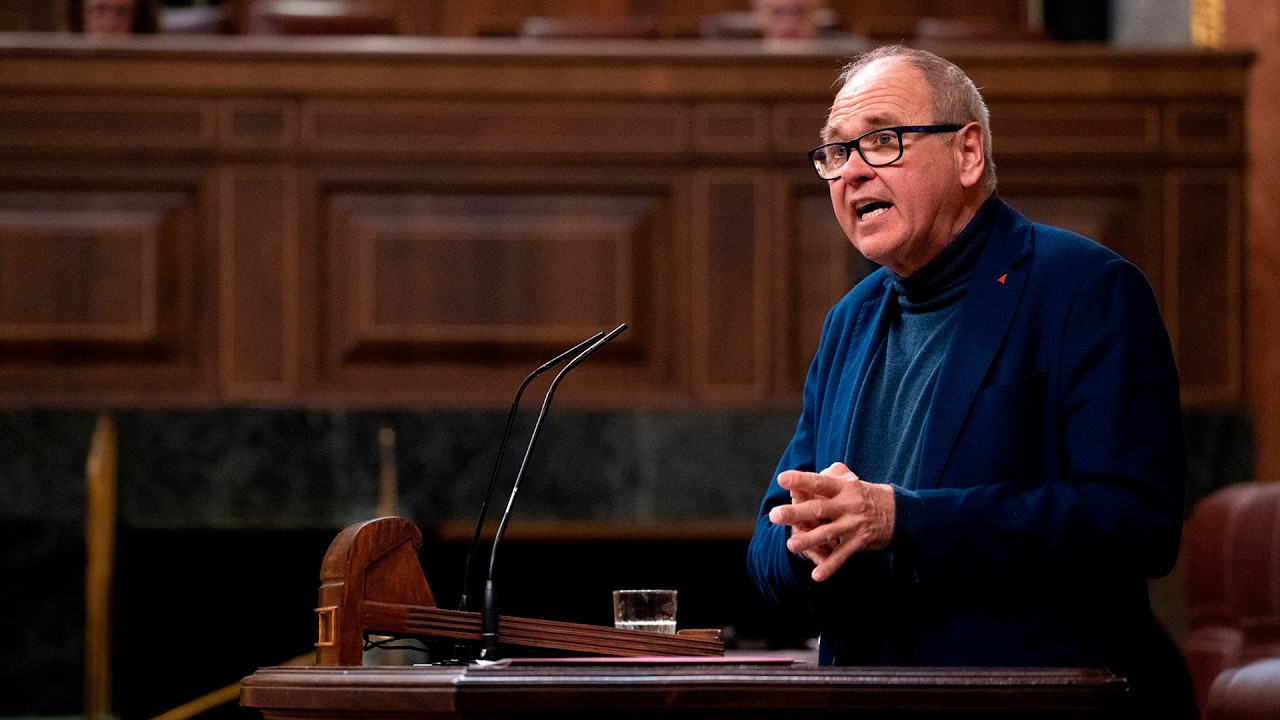 «Las tarjetas de crédito rápido extienden el endeudamiento abusivo a las familias» Félix Alonso