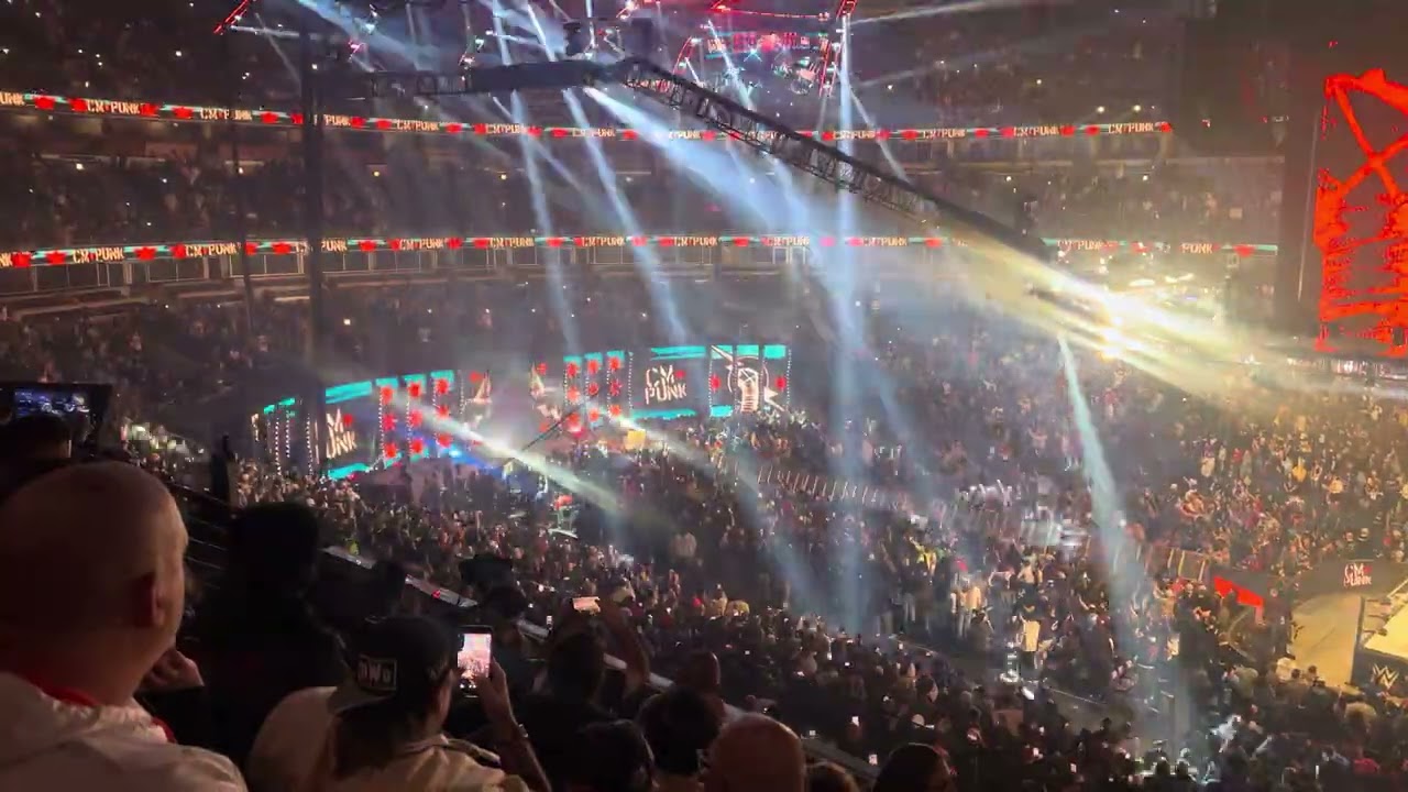 “CM Punk Recreated The Michael Jordan Bulls Intro… Chicago LOST IT 😱🔥 | @WWE @CMPunk @ChicagoBulls”
