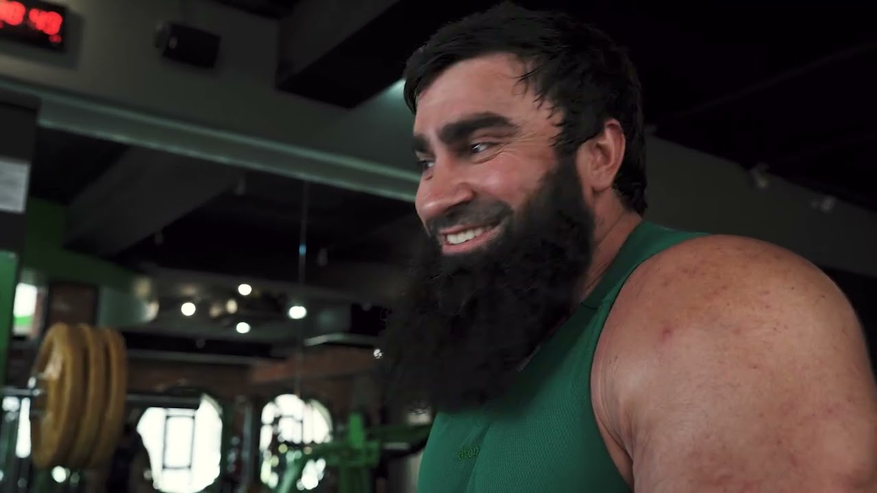 CITY GYM vs HULK GYM. Часть 2. Тренировка ног