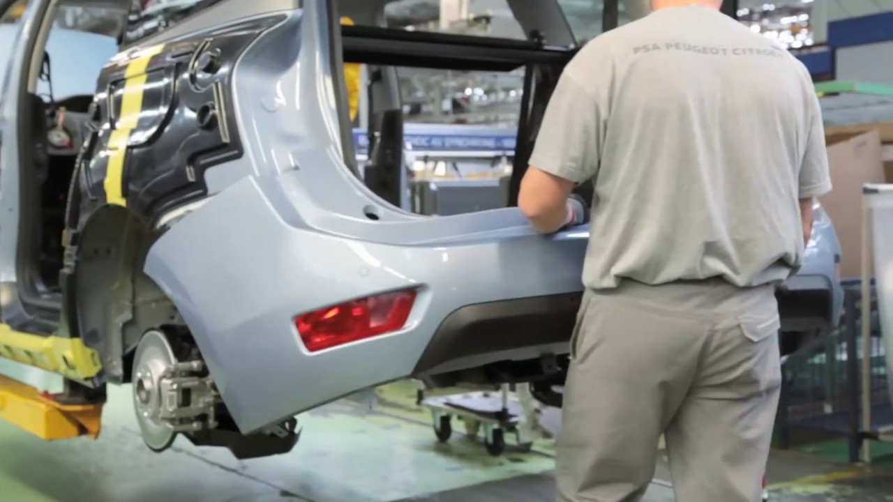 How do you build CITROEN C4 GRAND PICASSO in less than two minutes | AutoMotoTV