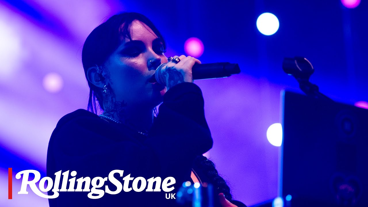 Kenya Grace performs 'Strangers' at the Rolling Stone UK Awards, in collaboration with Rémy Martin
