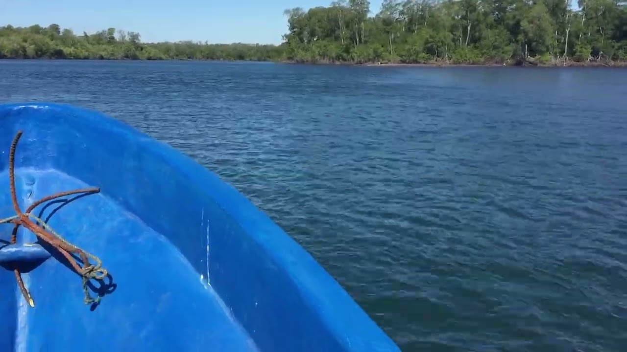 Paseo en lancha en el canal de Chiquimulilla