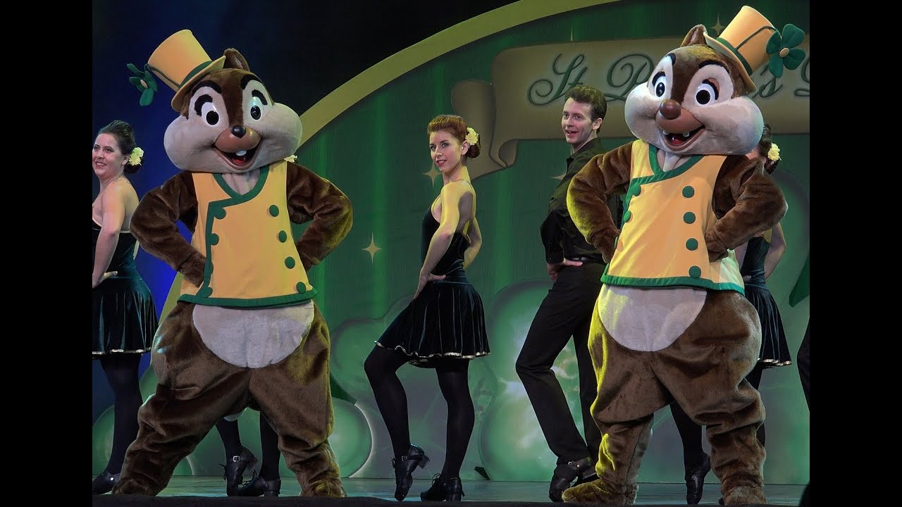 4K St Patrick’s Day Irish Dancing featuring Chip 'n' Dale 2015 Disneyland Paris
