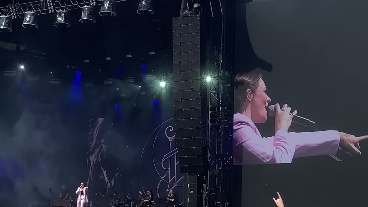 Floor Jansen - Let It Go (Frozen) [[Live at Pinkpop 17-06-2022]]