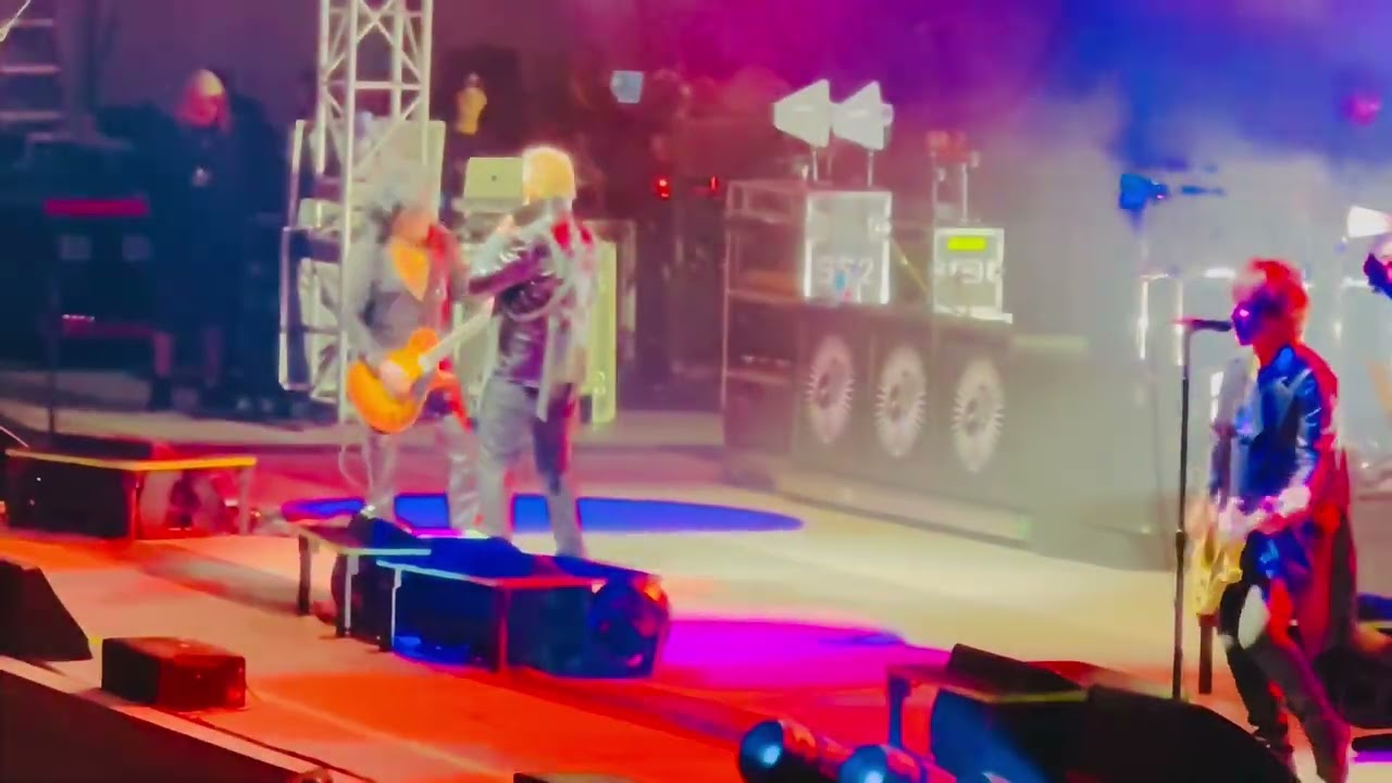 Billy Idol - Still Dancing LIVE from Berkeley 2025