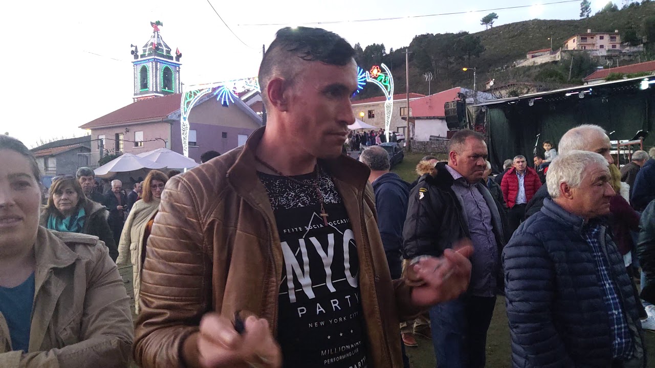 JR RANCHO FOLCLORICO DE VALDREU VILA VERDE N10