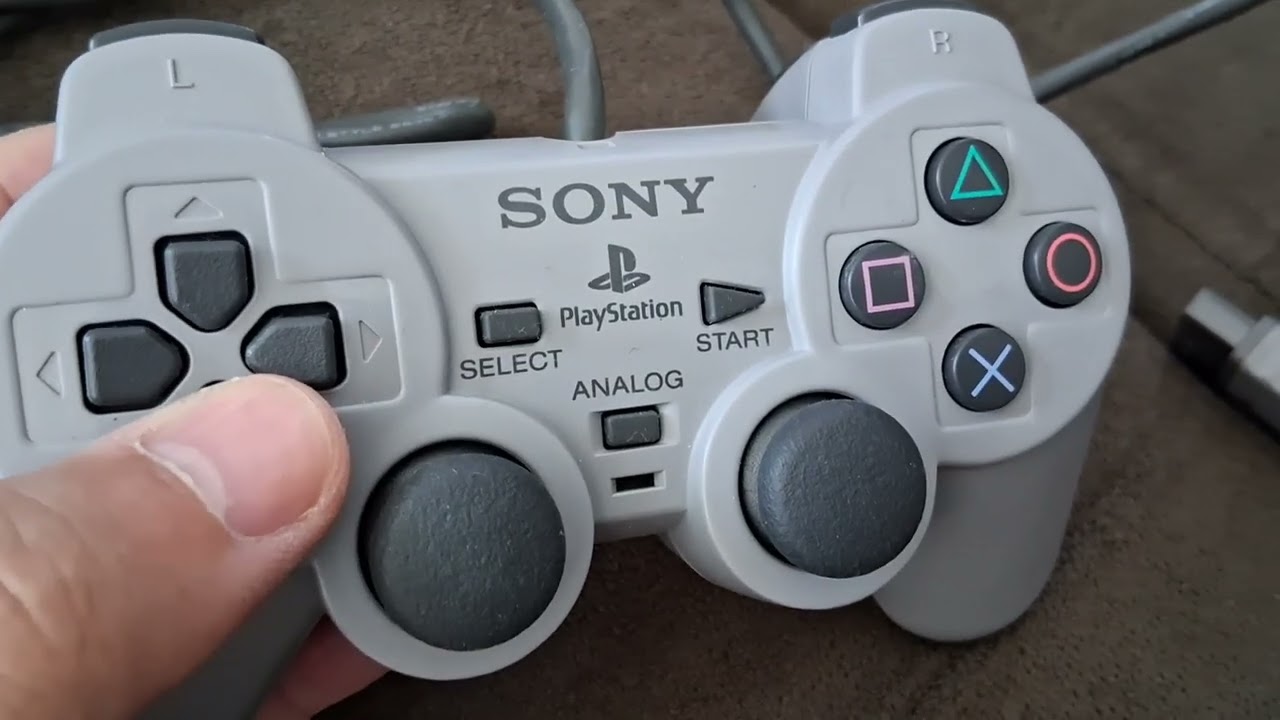 Unboxing do PlayStation 1 ZERADO EM 2025!!