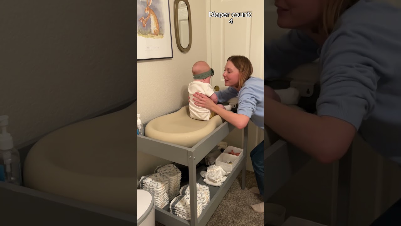 A day in cloth diapers  
