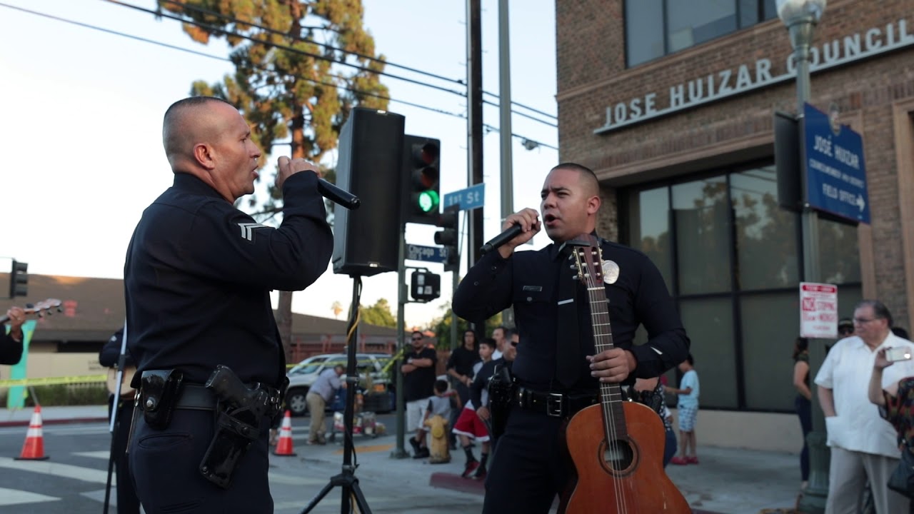 Boyle Heights @Hollenbeck Station.... LAPD Mariachi group playing at National Night Out