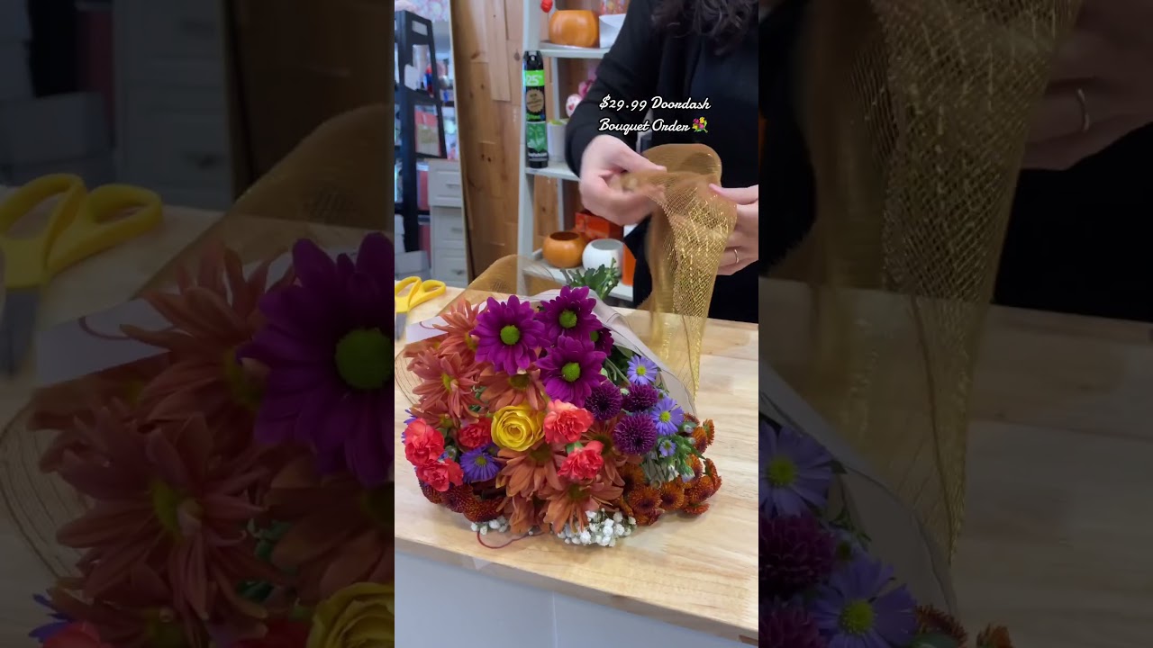 Is $29.99 a good deal for this bouquet? 💖❣️💐🌸 #bouquet #roses #fyp #flowers #wrapping #florist