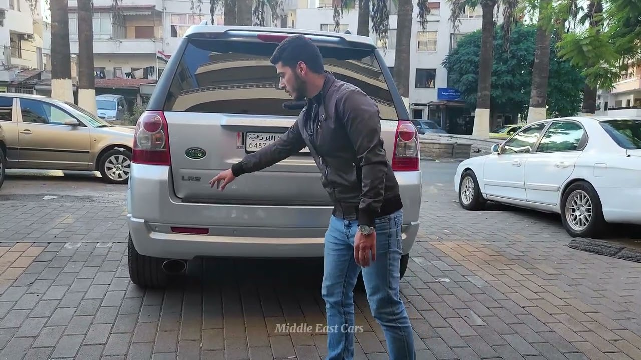 سيارة عائلية بامتياز بوقتها!!!!! Land Rover Lr2 2007