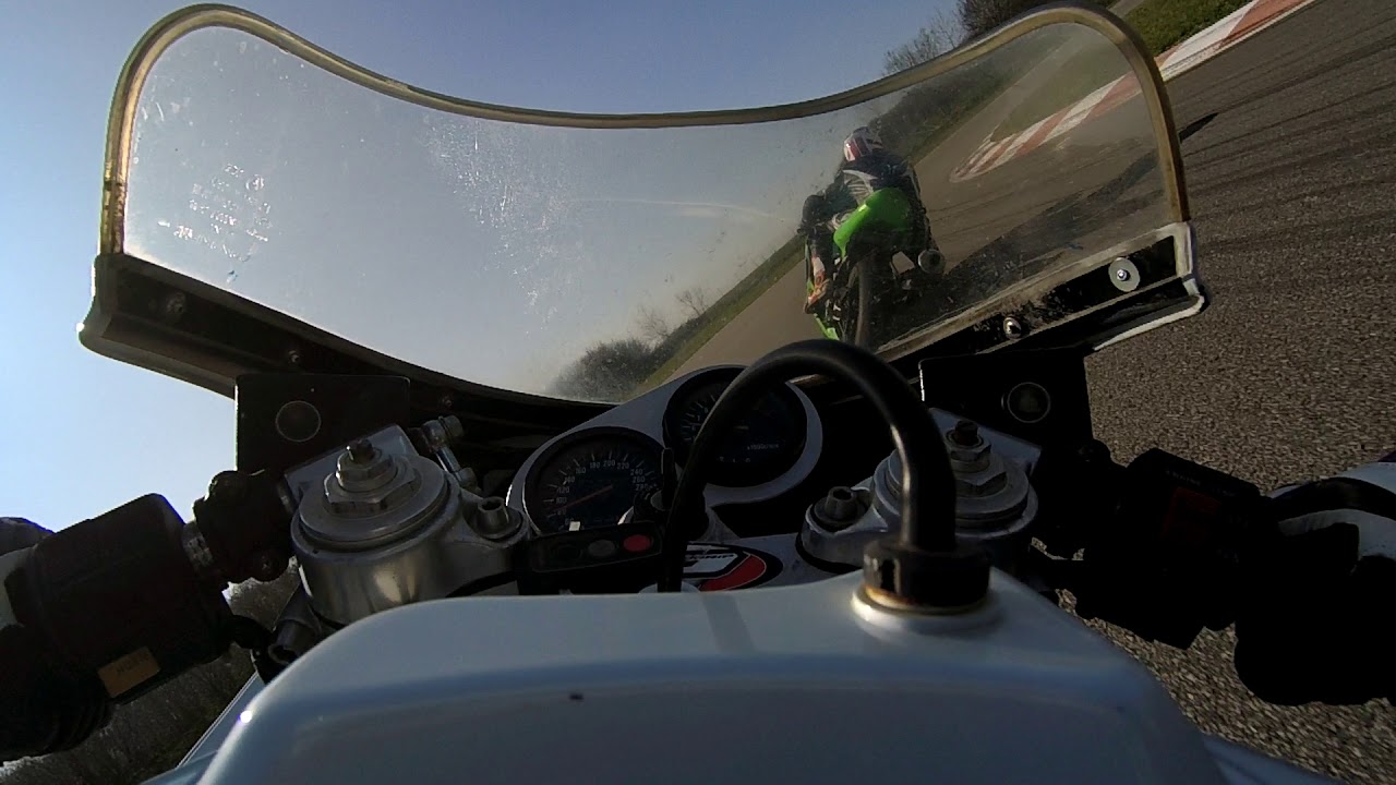 1100 gsxr 1990 vaison piste 24 mars 2019