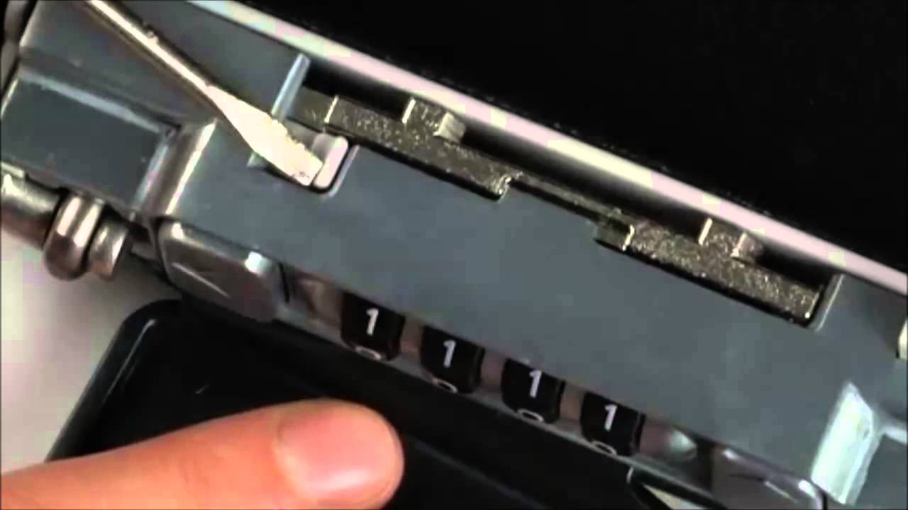 Master Lock SafeSpace as a geocaching container, from 101geo