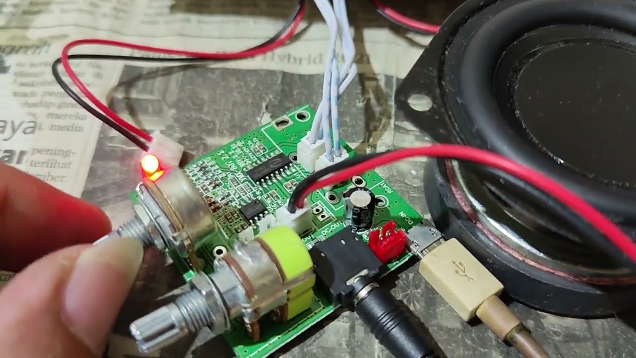 Dc 5volt Stereo Audio Amplifier Board 20watt 2.1 Channel by DIGITRO
