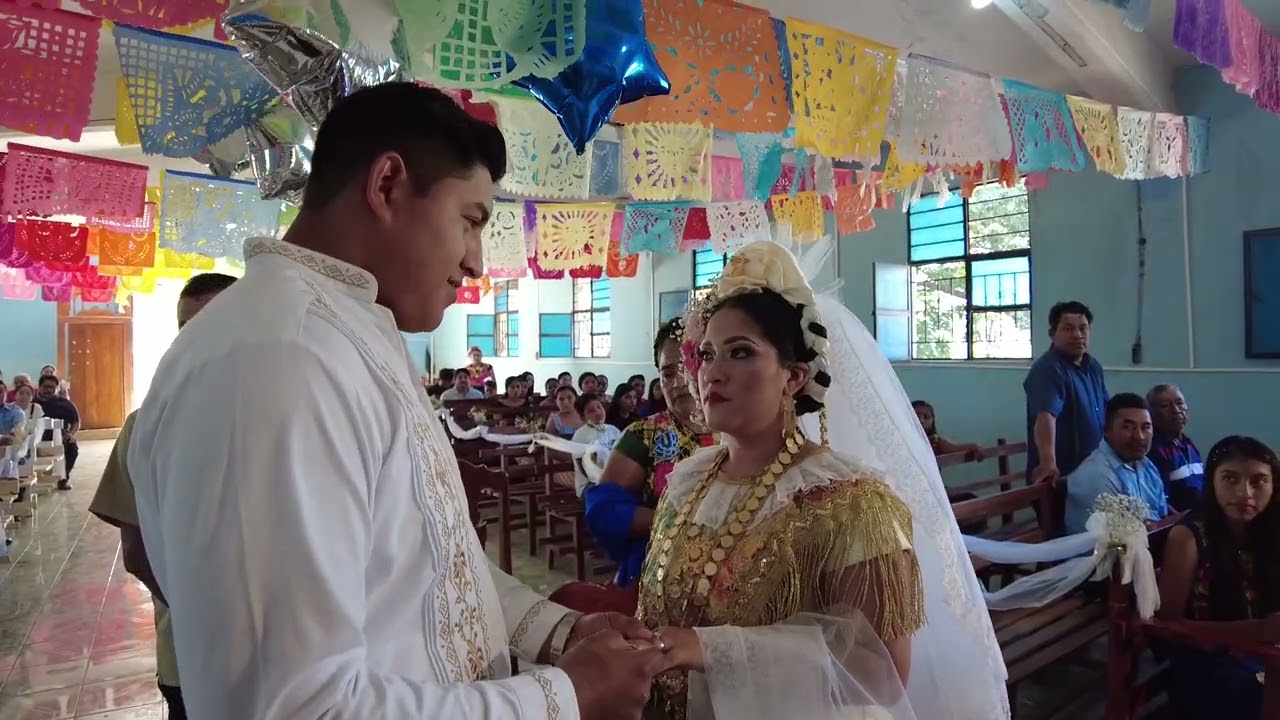 ISIDRO Y JUANA LAURA ALVARO OBREGON, JUCHITÁN, OAXACA. BODA