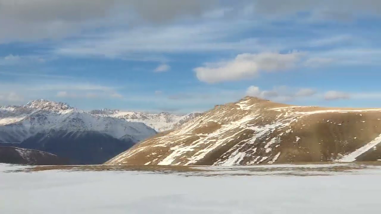Kyrgyzstan Song Kul climbing the pass Kalmak Ashuu