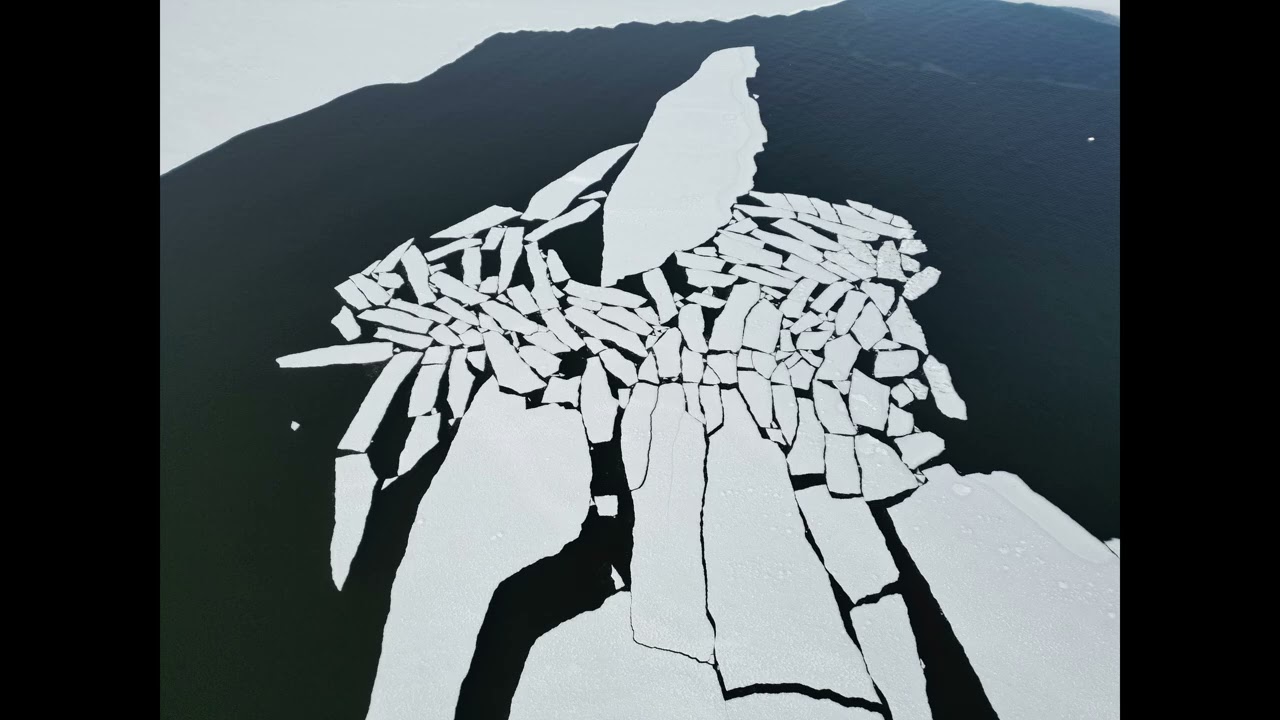Iceberg&rsquo;s Drifting!  