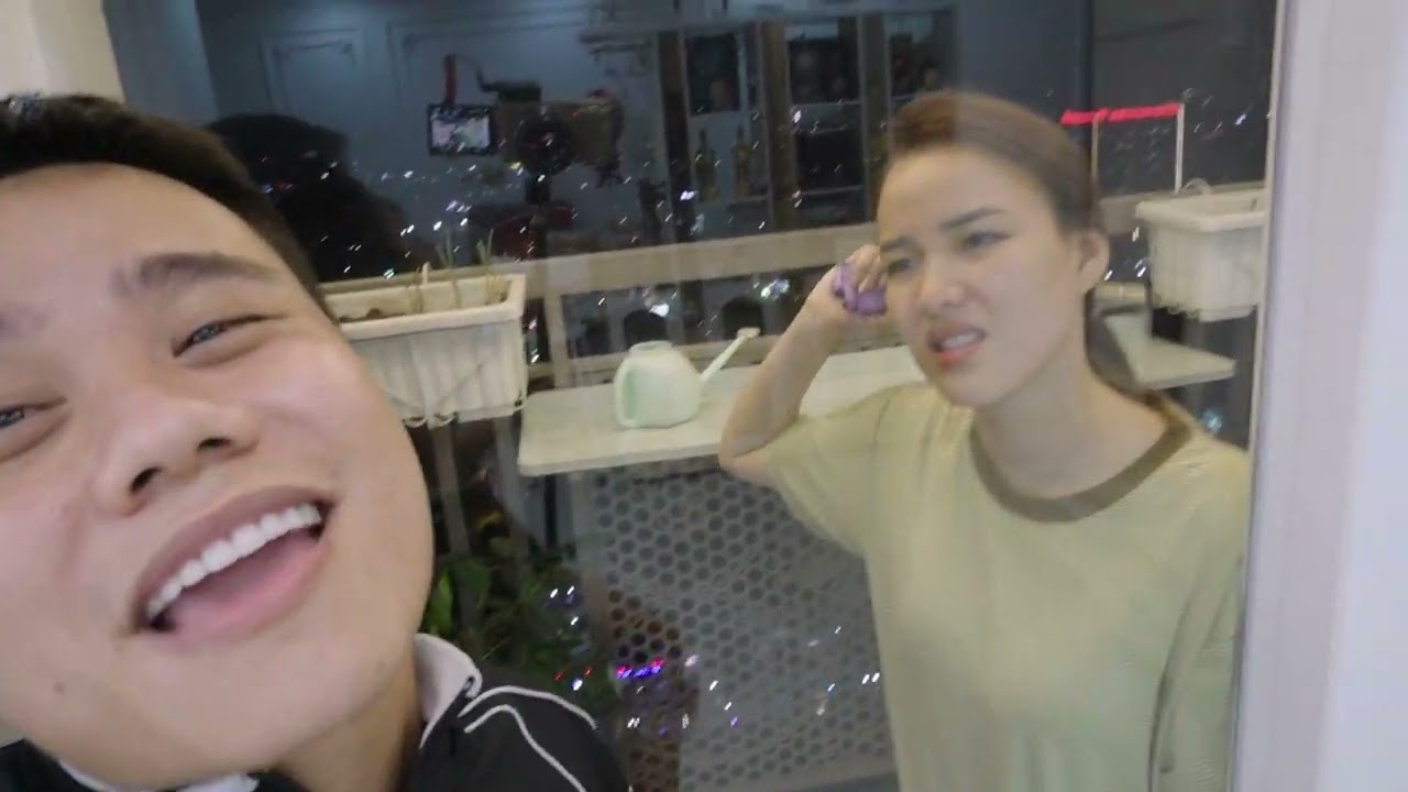 24H Nhốt Ngân Ngoài Ban Công - Caí Kết Bất Ngờ | Ngân Ngân Official