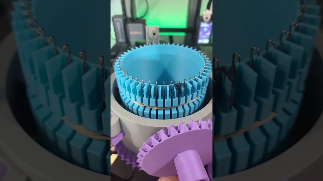 3D-печатная вязальная машина готова