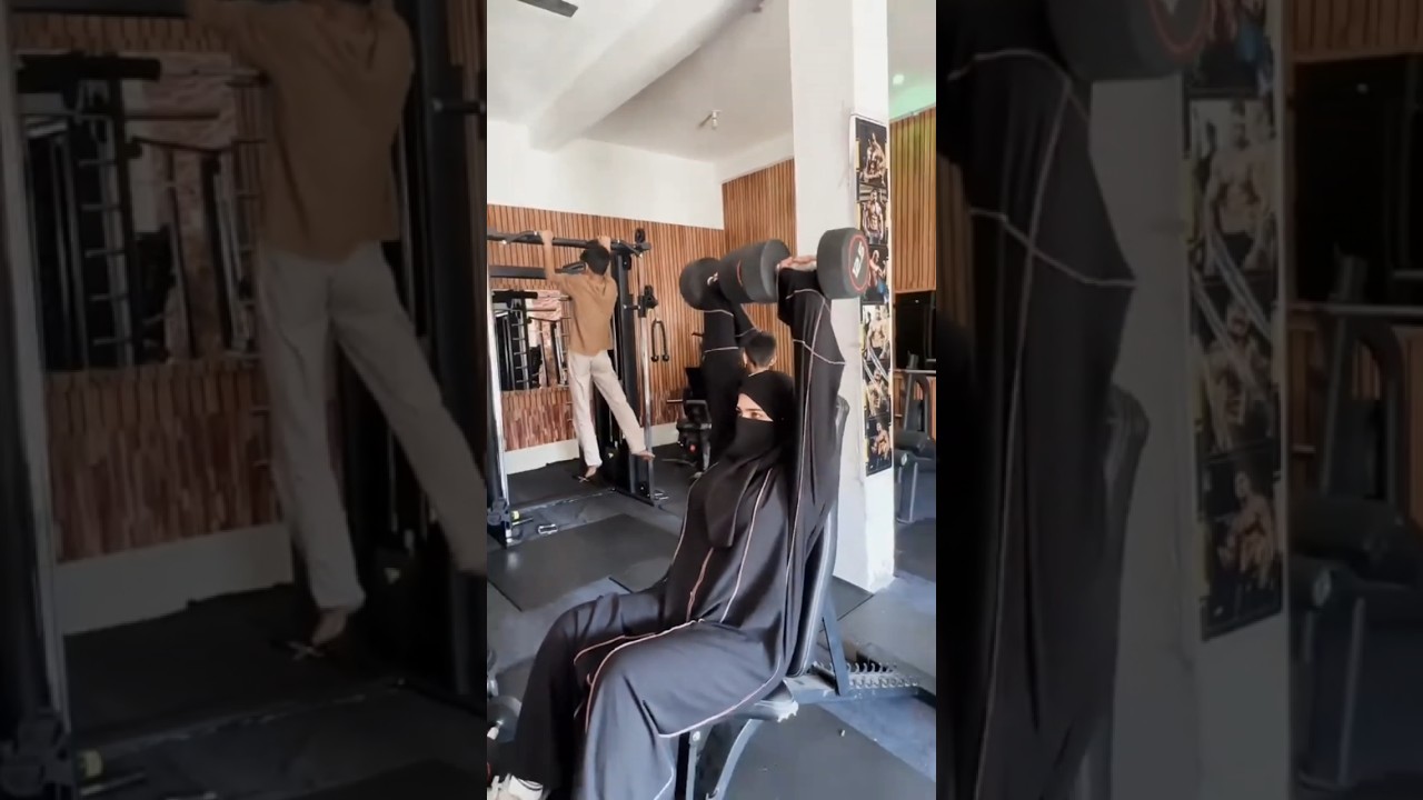very strong Muslim girls 💪🧕❤️‍🩹