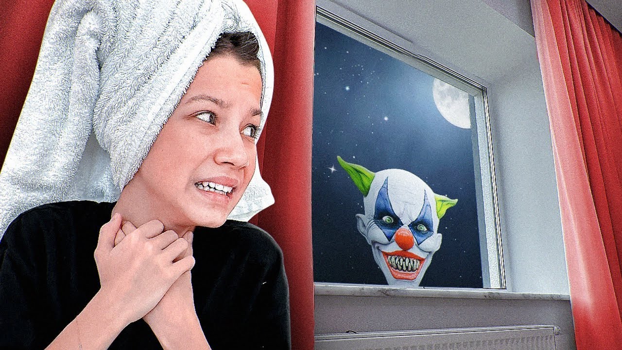 СHALLENGE NOAPTEA 🤡 Părinții mei sunt cu ochii pe mine - Farsă de la Parents | Viki Show Romanian