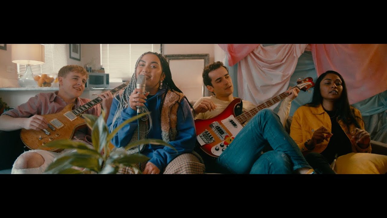 VILLETTE - Curious [Official Music Video]