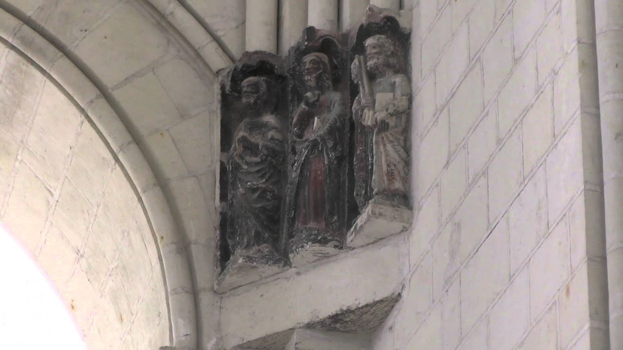 La Coll&eacute;giale de Candes-Saint-Martin...