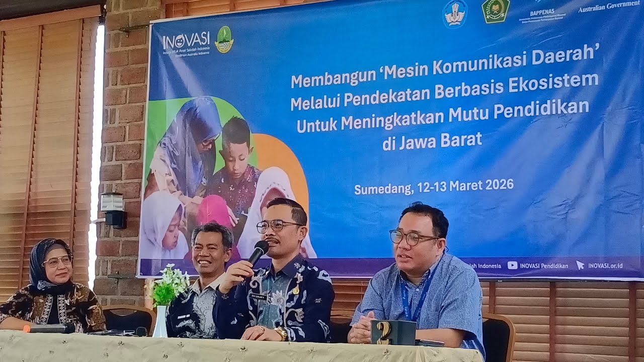 Menggerakkan Mesin Komunikasi Daerah