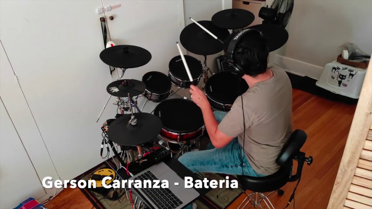 Tu Nombre oh Dios (Marcos Witt) cover piano y bateria...