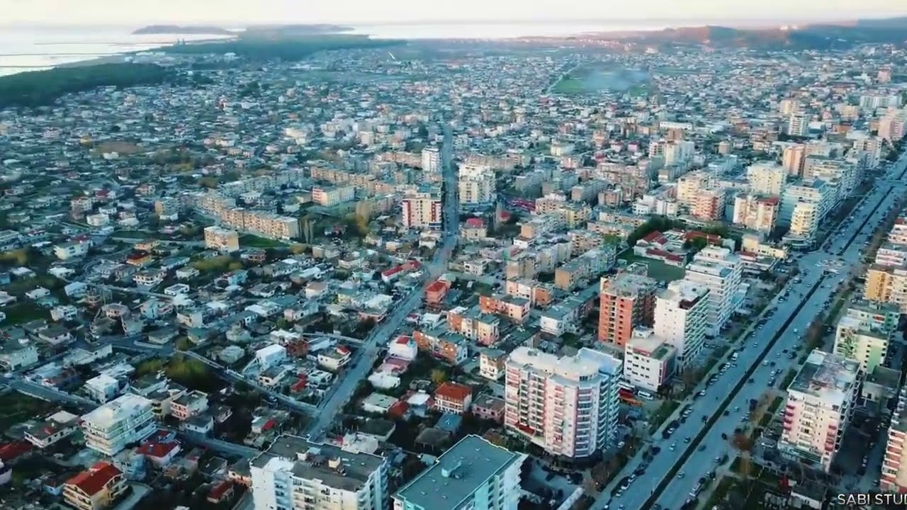 Pamje fantastike t&euml; Vlor&euml;s t&euml; filmuara me dron, (Nga Sabi Studio Vlor&euml;)