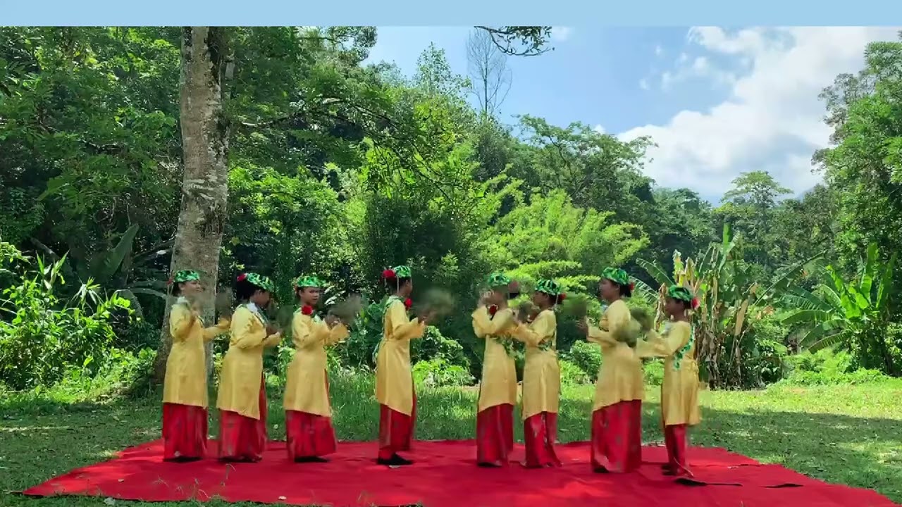 Gemalai Dua Jiwa (SK Pos Dipang) - Tarian Bah Bola & Jong-jong Inai