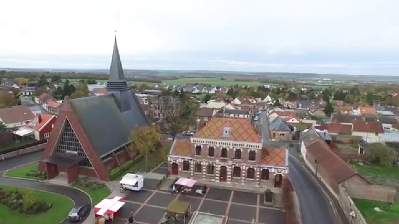 Vues a&eacute;riennes de Dury (Somme)