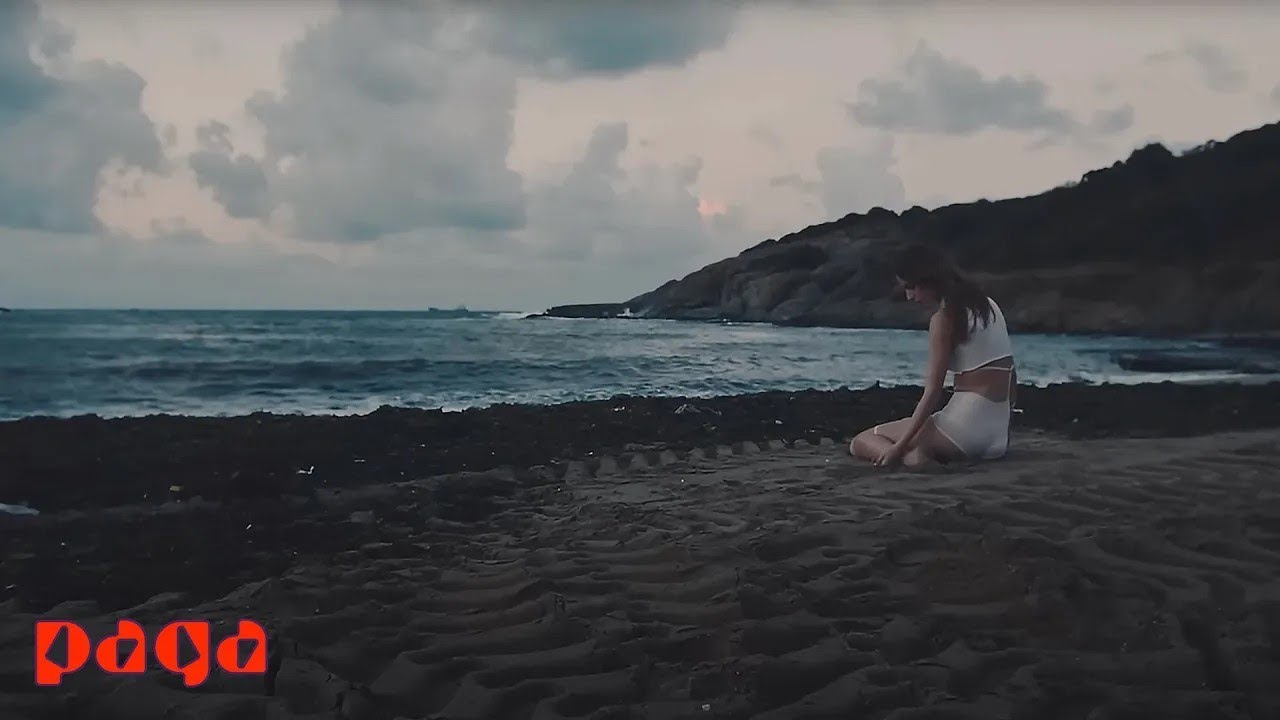 The Away Days - World Horizon