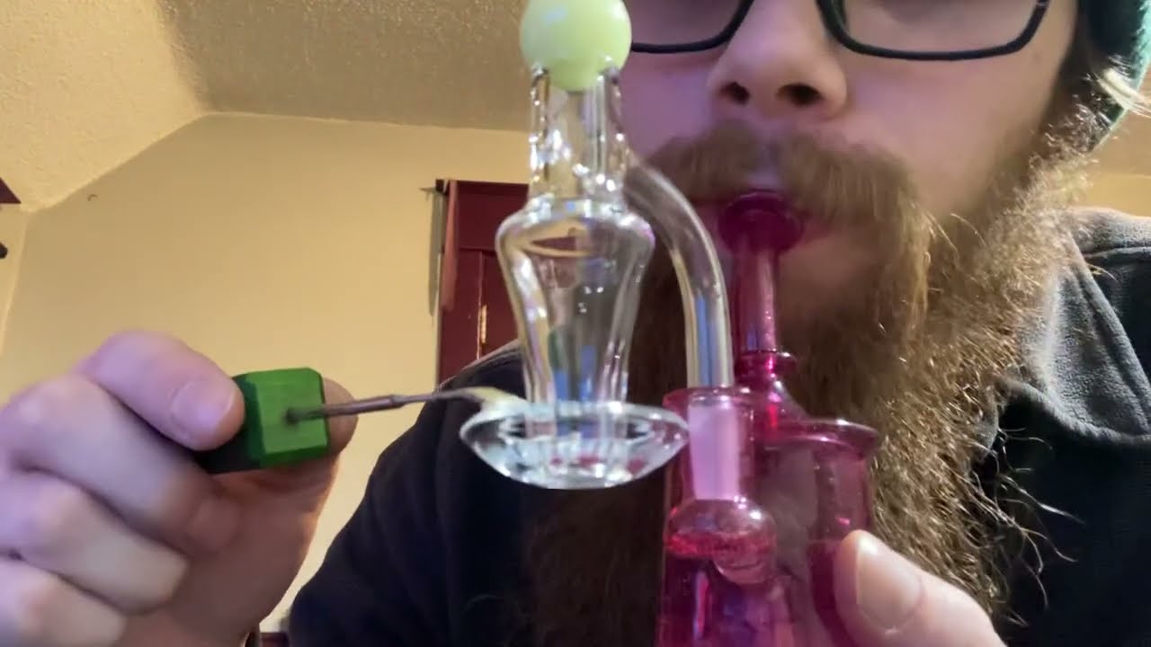 Victory Glassworks Mystery Box Nail 1/3